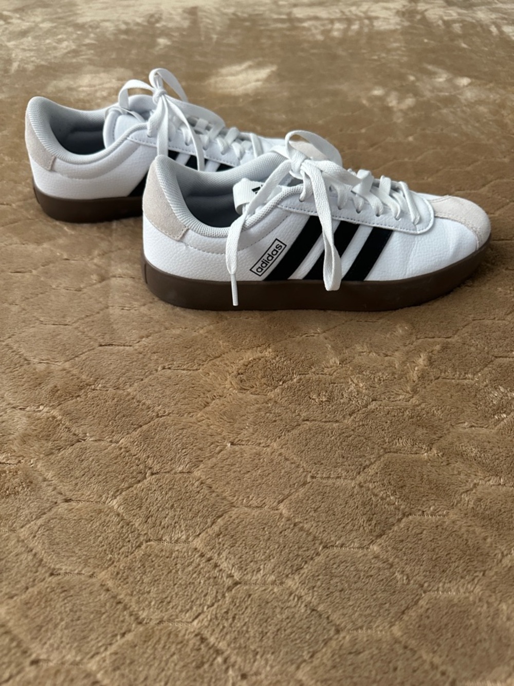 Women’s Adidas VL Court 3.0 Sneaker - Picture 4 of 9